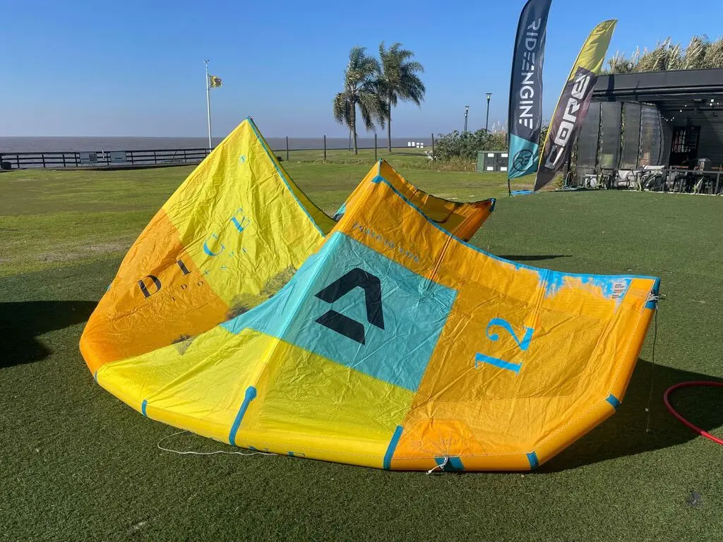 DUOTONE DICE 12 M 2019 + BARRA USADO