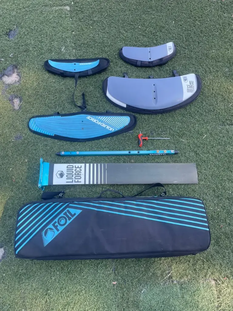 LIQUID FORCE HAPPY KITE FOIL SET ( 2 ALAS + 2 ESTABILIZADORES ) USADO