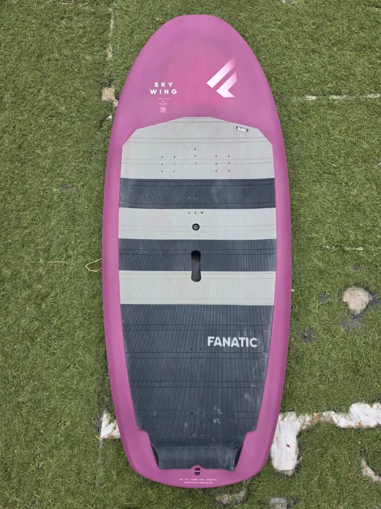 TABLA DE WING FANATIC SKY WING 75 L + FUNDA USADO