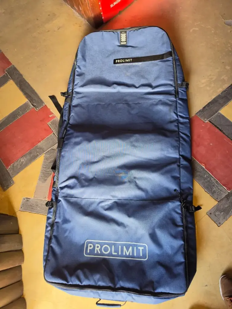 BOARDBAG PROLIMIT 150 CM CON RUEDAS EXTRAIBLES USADO