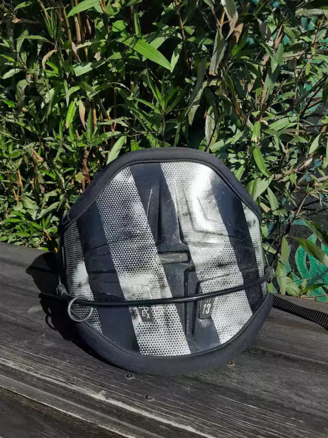ION APEX 8 L USADO