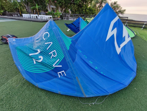 NORTH CARVE 12 M AZUL 2021 USADO