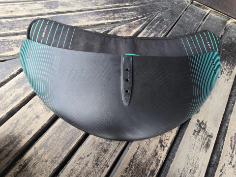 NORTH SONAR FRONT WING 1850 R USADO