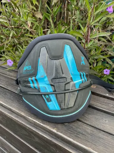 ION APEX 8 M USADO
