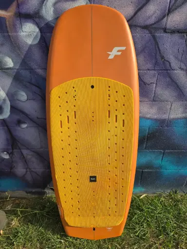 FONE ROCKET WING 5.0 60 L USADO + FUNDA